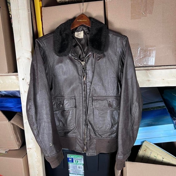 American Vintage Other - Vintage 70s G1 Brill Bros Goatskin Leather Bomber Jacket with Black Collar
